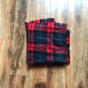 Red and Navy Blanket scarf